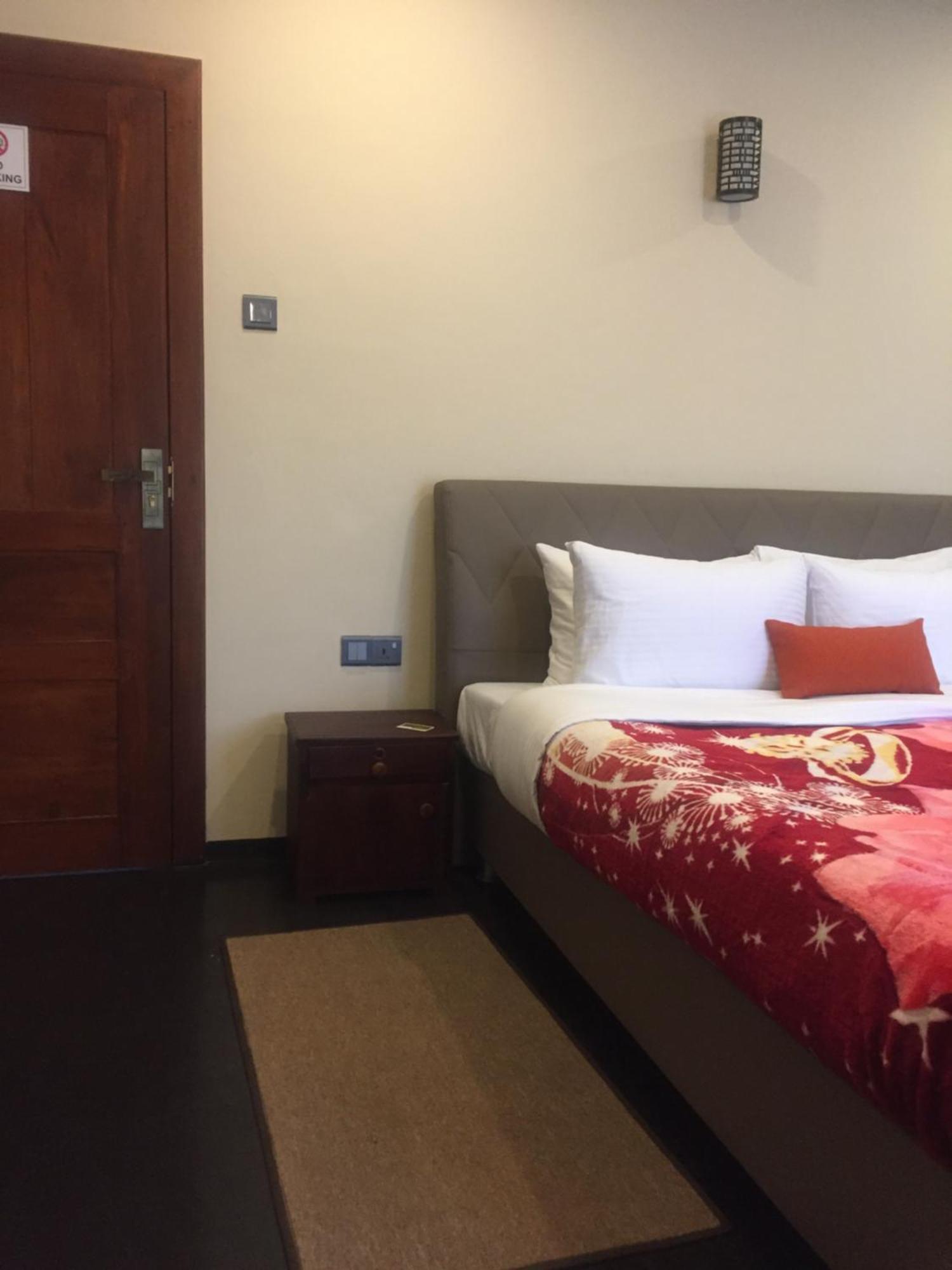 Hotel Suriya Guest Nuwara Eliya Exterior foto